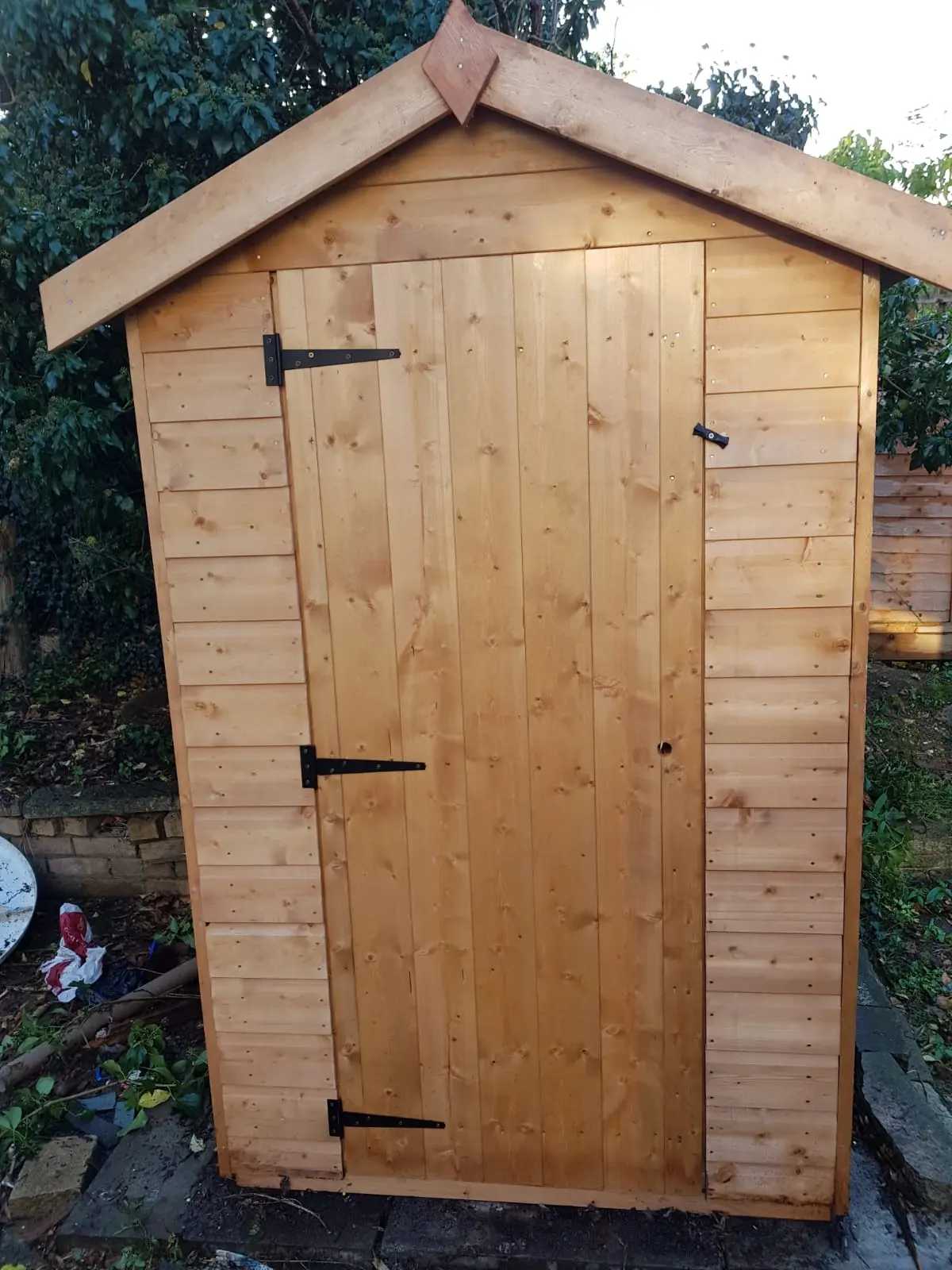 shed-contractor-in-watford-hertfordshire-1